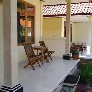 Medori Putih Alloggio in famiglia Uluwatu